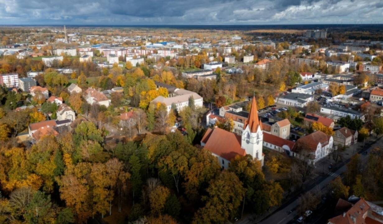 Vyriausybė Šilutei perdavė pastatą, ši jame įrengs socialines dirbtuves žmonėms su psichikos negalia