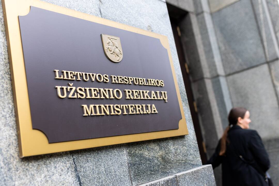 Lietuva Rusijai pareiškė protestą dėl masinių Ukrainos apšaudymų