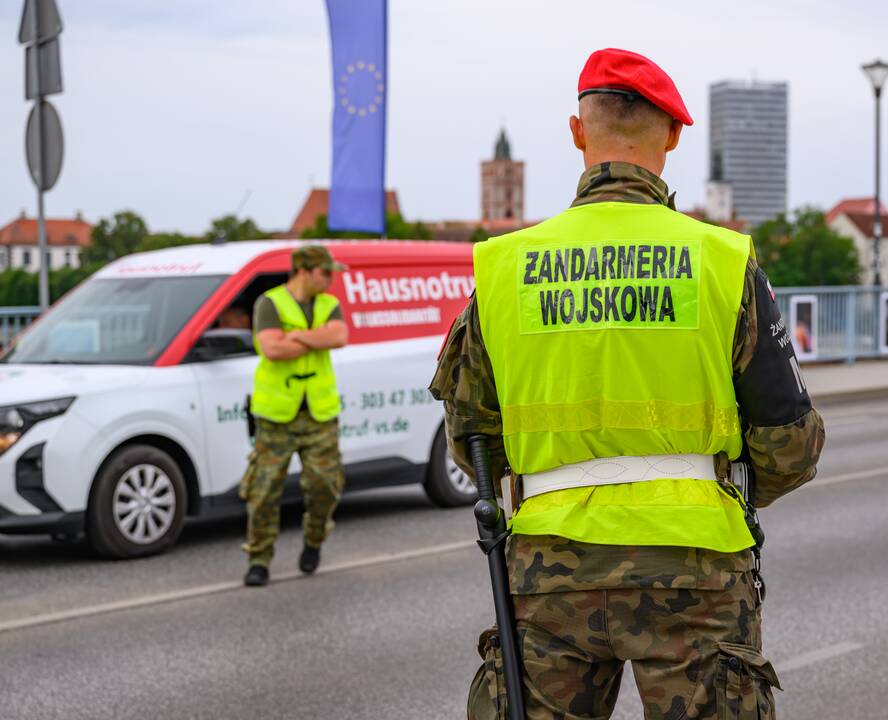 Lenkija atnaujino Vokietijos ir Lietuvos pasienio kontrolę