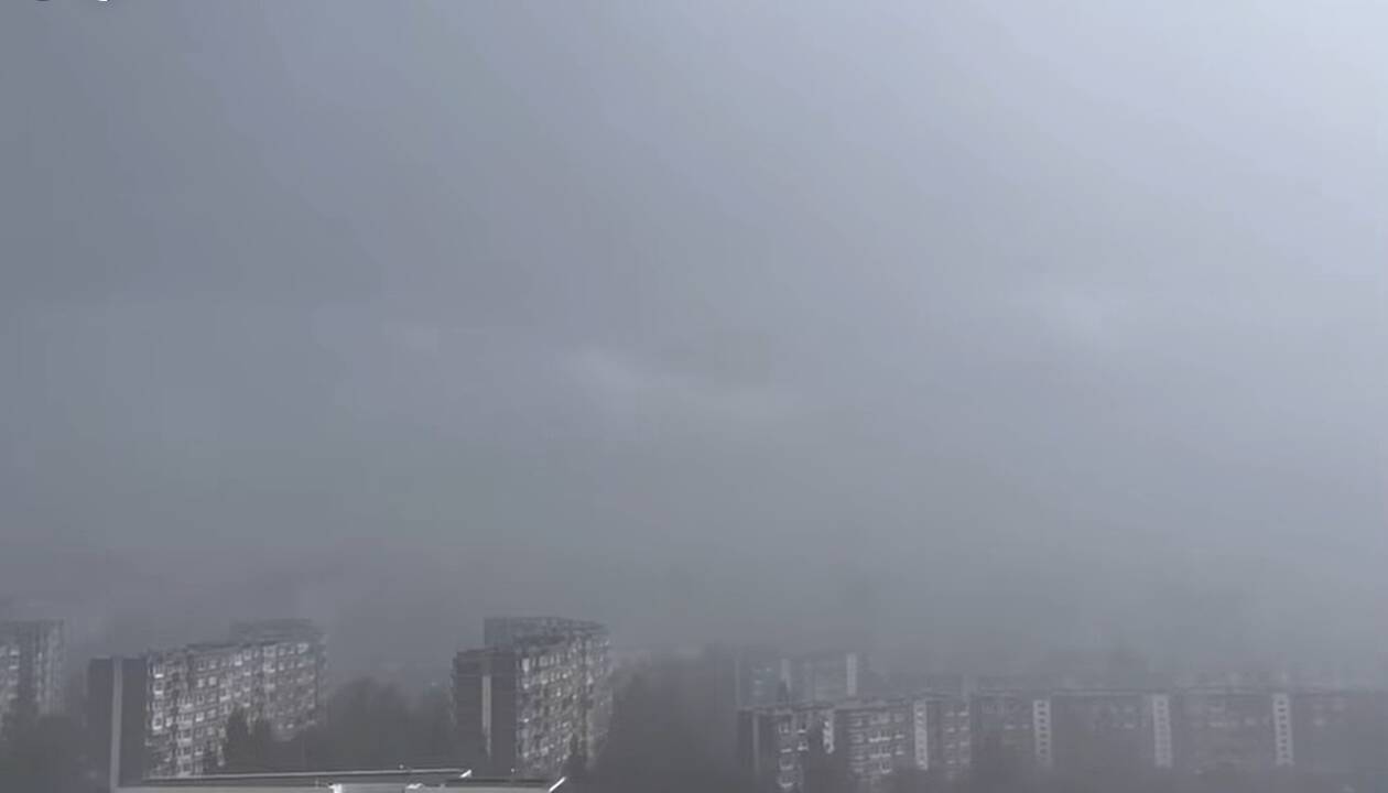 Vilnių plovė smarki liūtis: nesimatė nei gatvių, nei pastatų