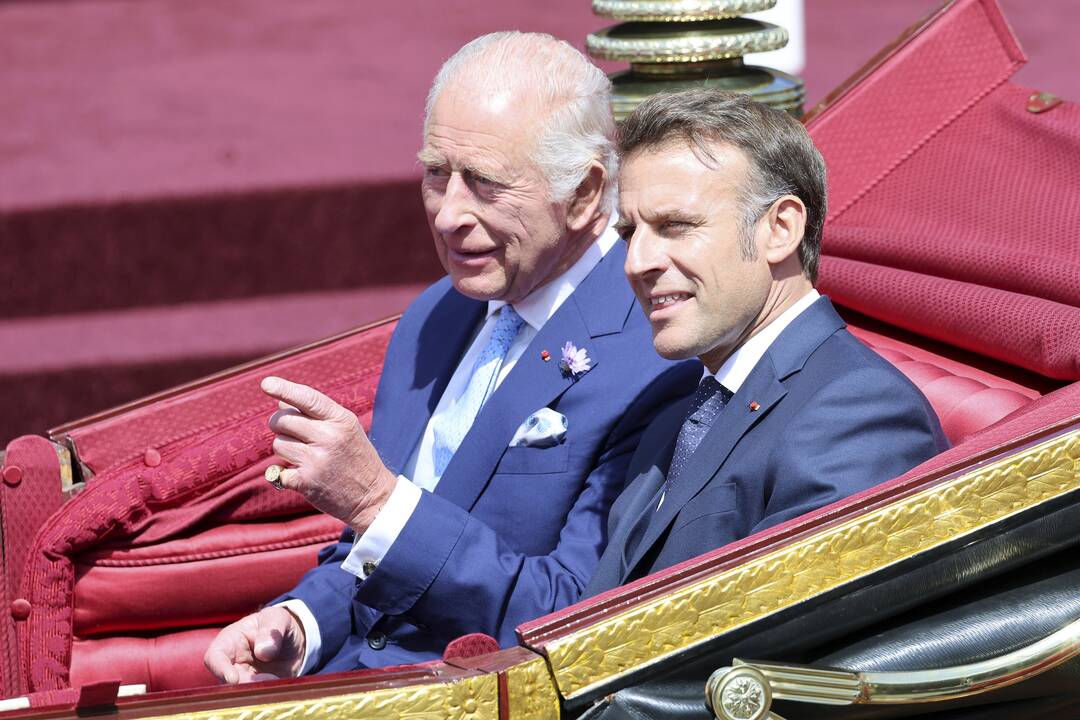 Macronas lankosi Jungtinėje Karalystėje