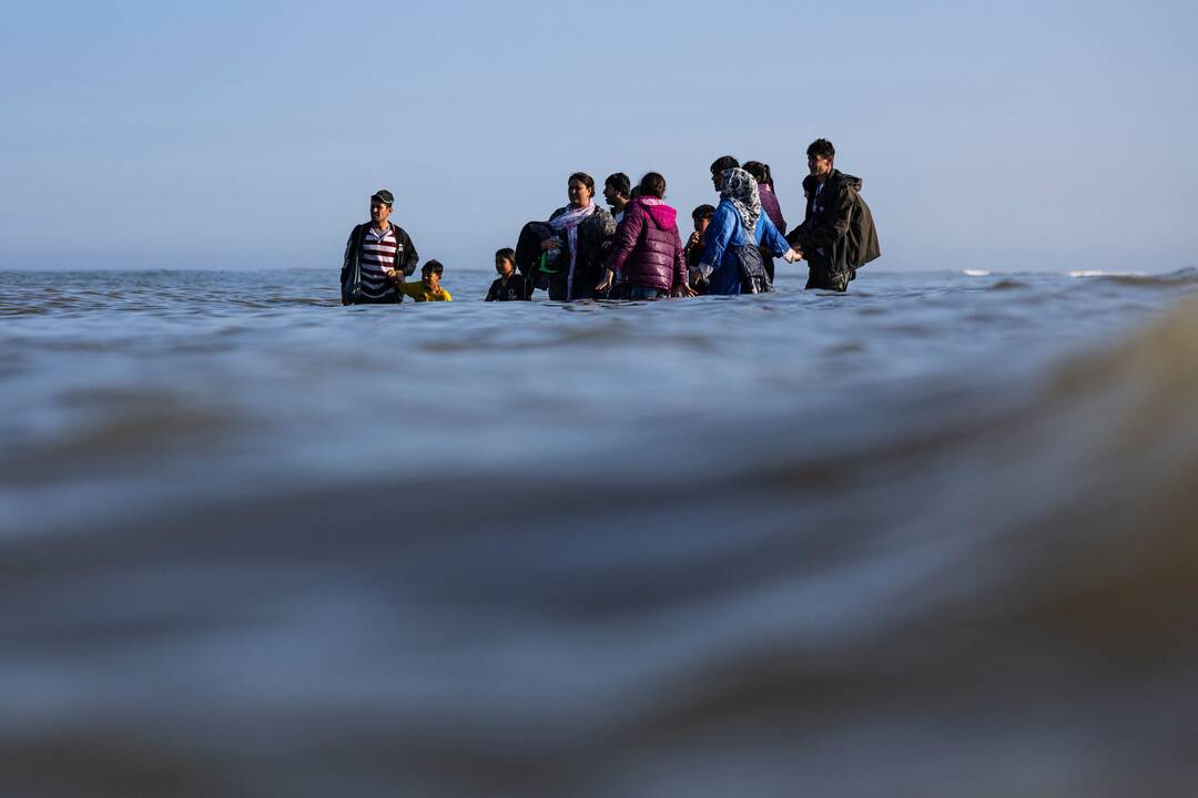 Lamanšo sąsiauriu Britaniją šiemet pasiekė 20 tūkst. migrantų