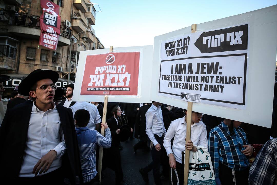 Izraelio ultraortodoksų partija palieka Netanyahu koaliciją