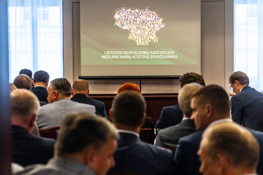 Vilniuje rengiamas pakartotinis Lietuvos savivaldybių asociacijos suvažiavimas