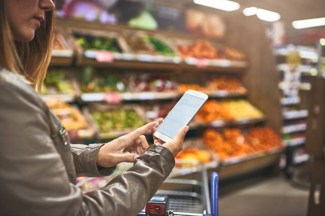 Hofmanas: ši mobilioji programėlė padėtų vartotojams nuspręsti, kur geriausia apsipirkti