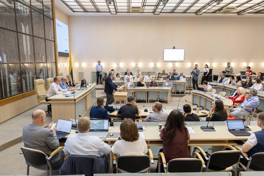 Kauno miesto tarybos posėdis (2025 liepos 8 d.)