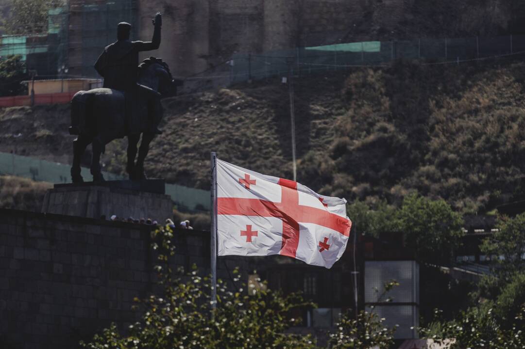 Sakartvele sulaikyti du vyrai, bandę parduoti ginklams tinkamo urano
