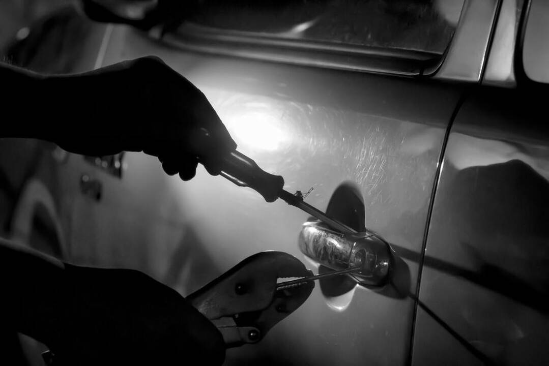 Siaučia automobilių vagys: nuostoliai – penkiaženkliai