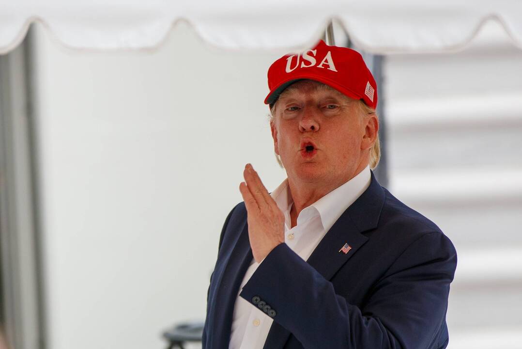 Trumpas skelbia apie 50 proc. muitus Brazilijai