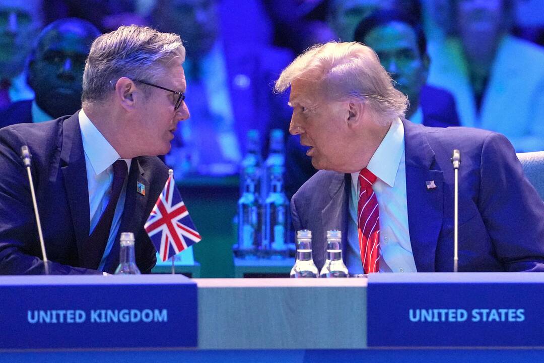 Keiras Starmeris ir Donaldas Trumpas