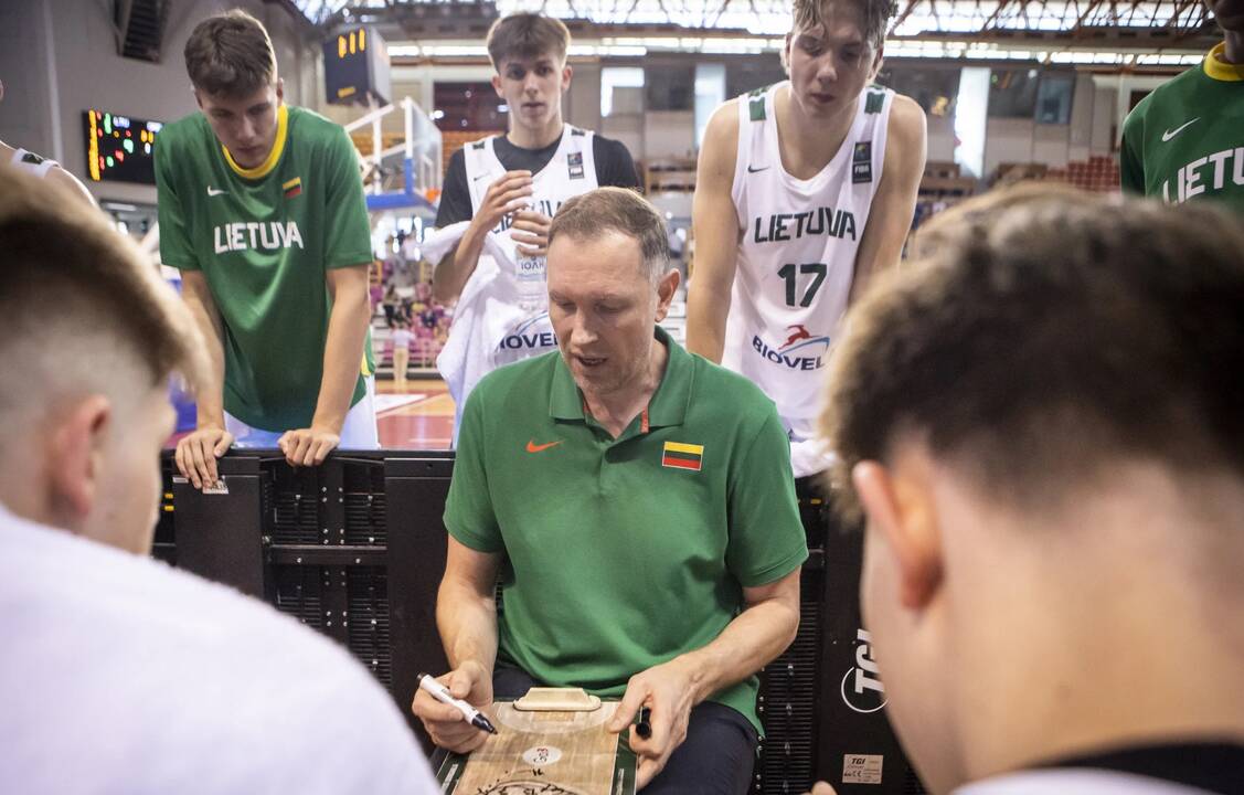 U20 Lietuvos rinktinei nepavyko pergalingai pradėti Europos krepšinio  čempionato