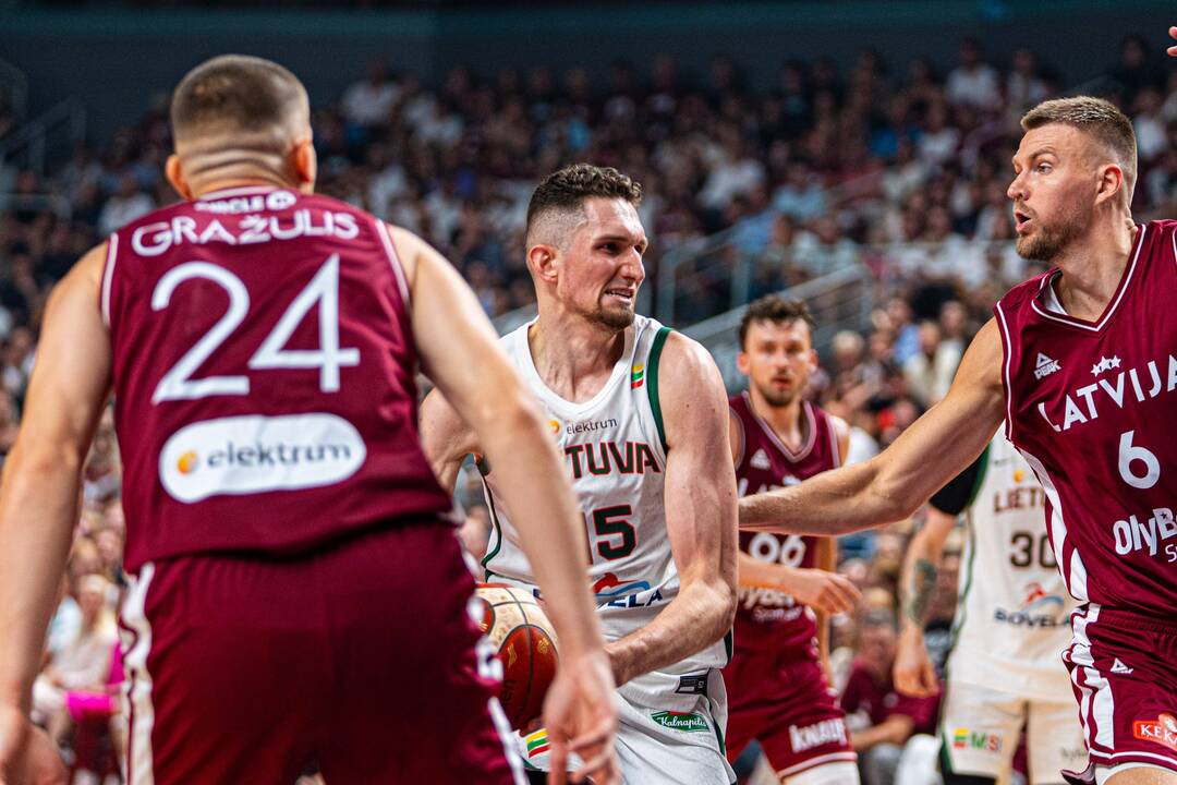 Kontrolinės krepšinio rungtynės: Latvija – Lietuva 105:109