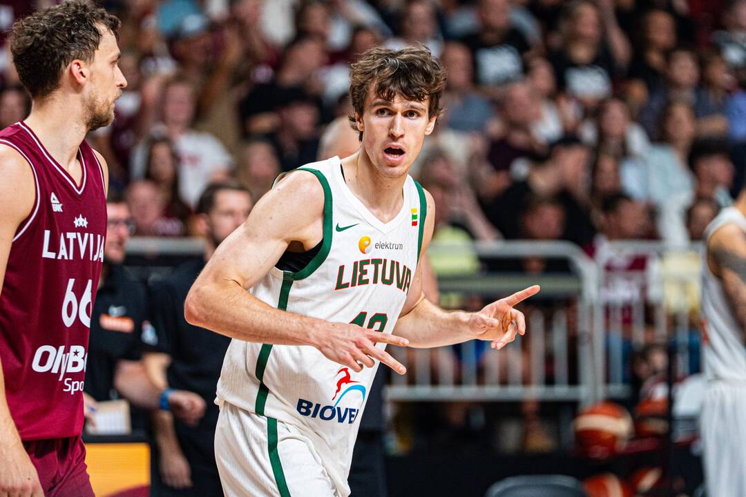 Kontrolinės krepšinio rungtynės: Latvija – Lietuva 105:109
