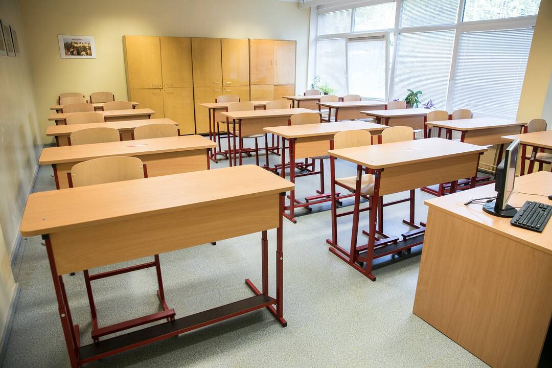 Tėvai piktinasi: vaikai vis dar be vietos mokykloje
