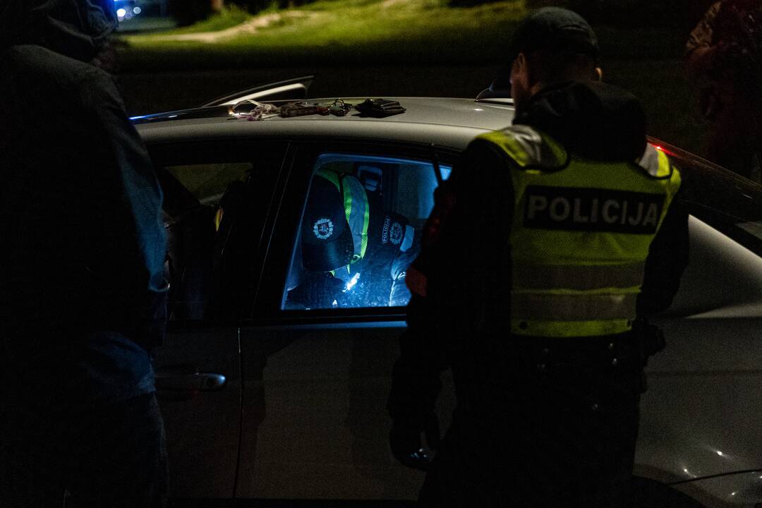 Vilniečio automobilyje – ginklai ir narkotikai