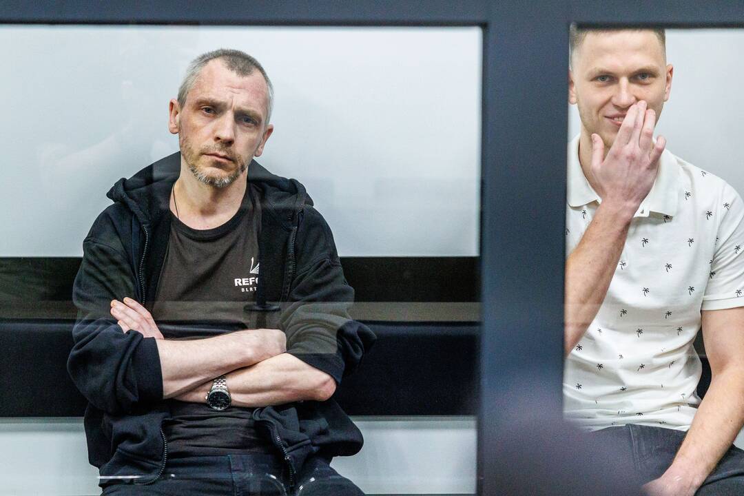 Kauno apygardos teisme pradėta nagrinėti paminklo Merkinėje išniekinimo byla