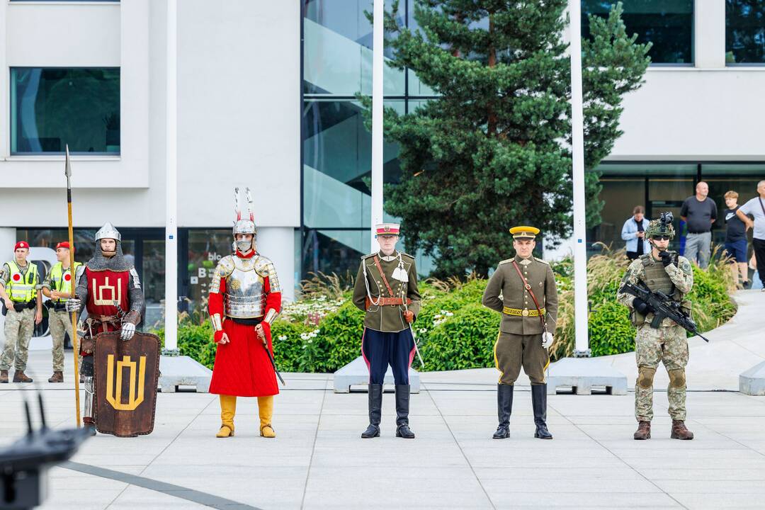 Sausumos pajėgų vado pasikeitimo ceremonija Kaune 
