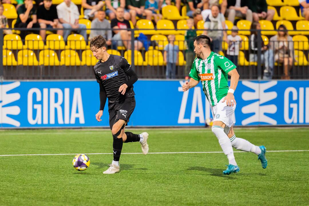 A lygos rungtynės: Vilniaus „Žalgiris“ – „Kauno Žalgiris“ 1:2