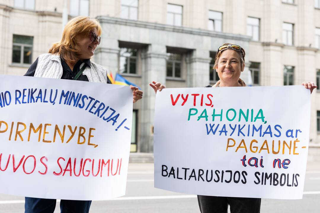 Protesto akcija prieš Baltarusijos opozicijos lyderės Cichanouskajos biurą Vilniuje