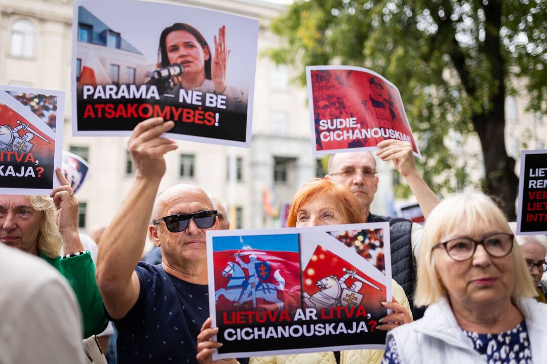 Protesto akcija prieš Baltarusijos opozicijos lyderės Cichanouskajos biurą Vilniuje