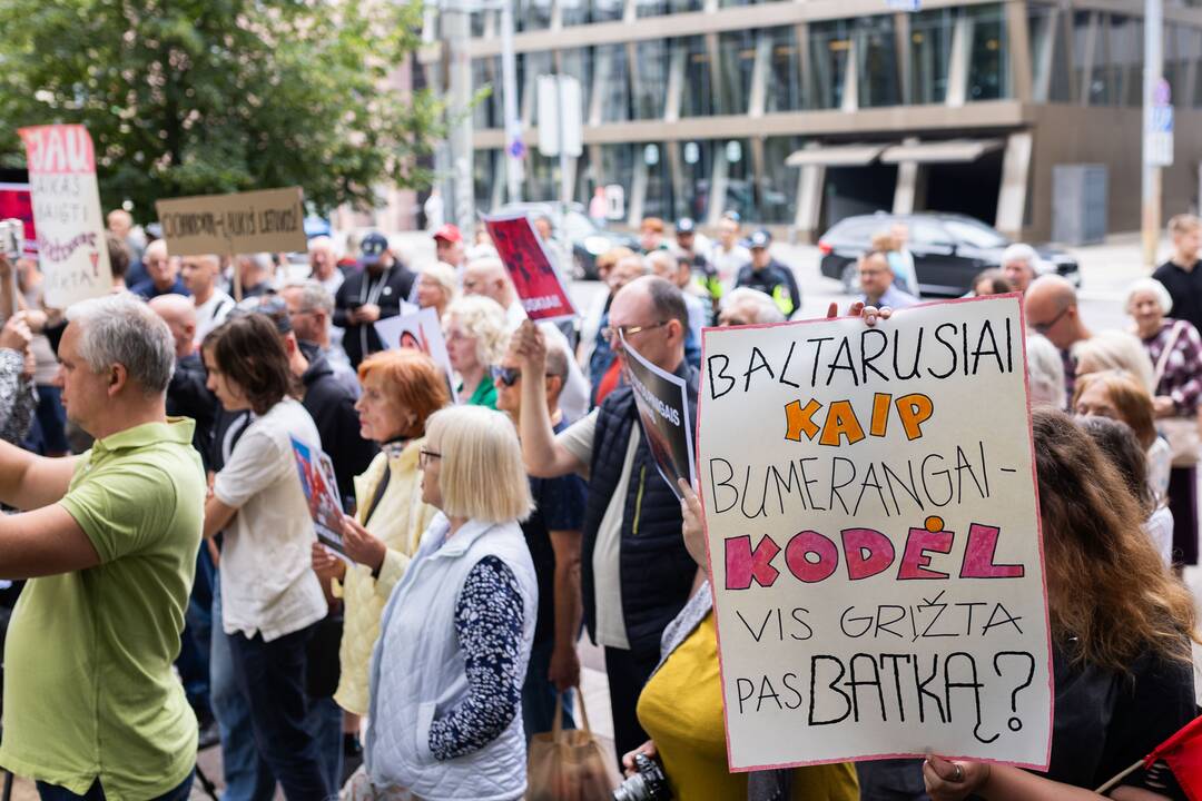 Protesto akcija prieš Baltarusijos opozicijos lyderės Cichanouskajos biurą Vilniuje