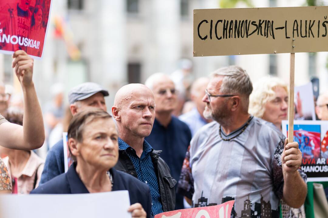 Protesto akcija prieš Baltarusijos opozicijos lyderės Cichanouskajos biurą Vilniuje