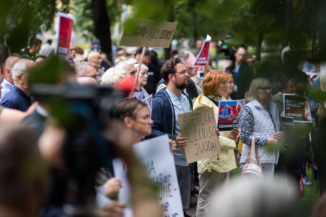 Protesto akcija prieš Baltarusijos opozicijos lyderės Cichanouskajos biurą Vilniuje