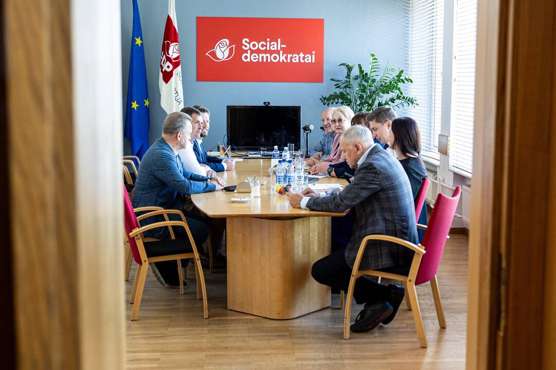 Keturi galimi koalicijos variantai: pateikė visą derybų išklotinę