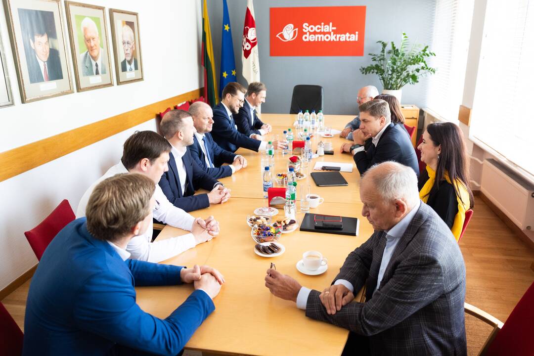 LSDP susitiko su demokratų partija „Vardan Lietuvos“
