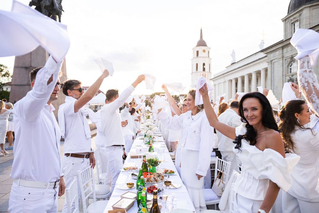 Vienuoliktoji baltoji vakarienė „Le Diner en Blanc“ Vilniuje