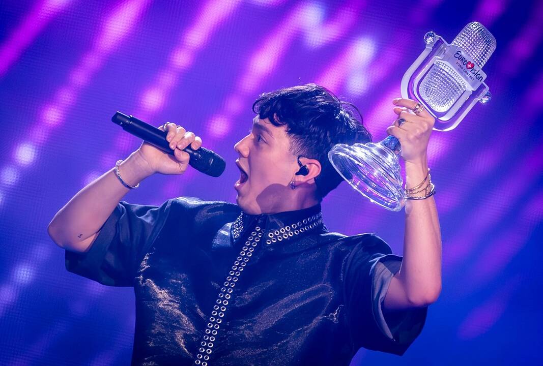 JJ