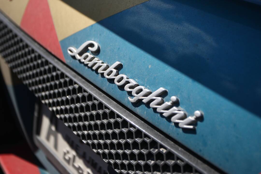 Iš vairavusios neblaivios vilnietės konfiskuota 70 tūkst. eurų – dalis „Lamborghini“ vertės