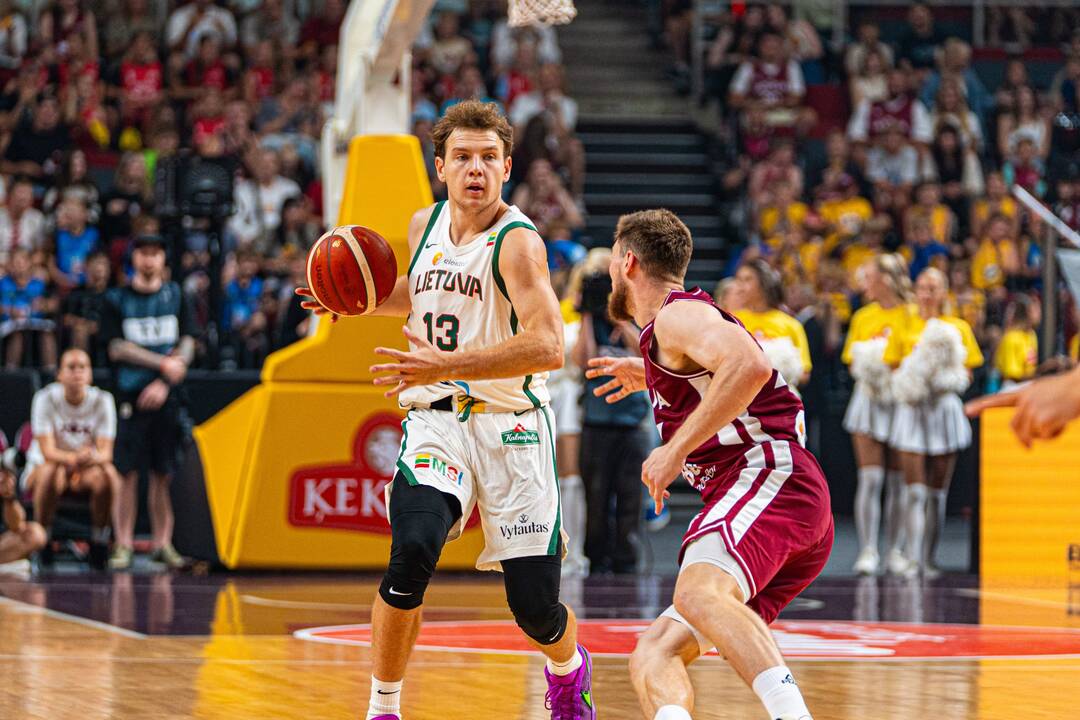 Kontrolinės krepšinio rungtynės: Latvija – Lietuva 105:109