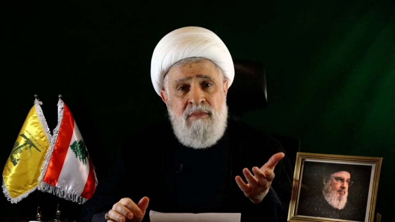 „Hezbollah“ atsisako įsipareigoti perduoti ginklus, kol Izraelis tęsia atakas
