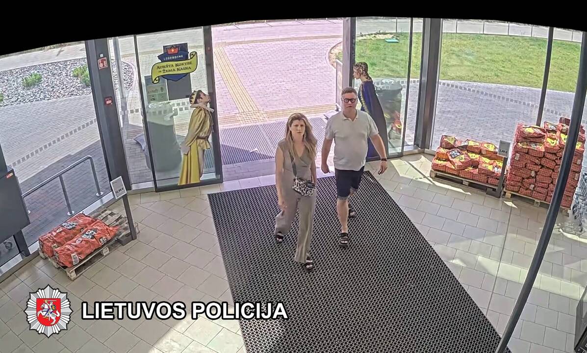Policija aiškinasi, kas iš parduotuvės išėjo nesusimokėję