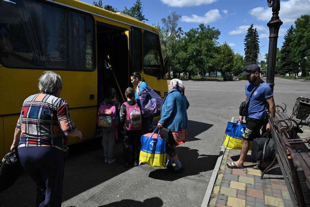 Pradėta priverstinė dar penkių Donecko regiono gyvenviečių evakuacija