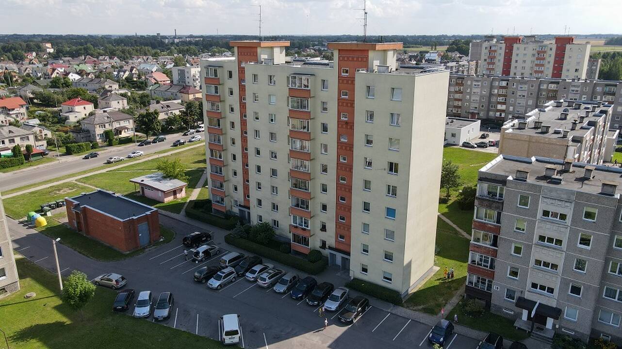 Atnaujintas daugiabutis. 