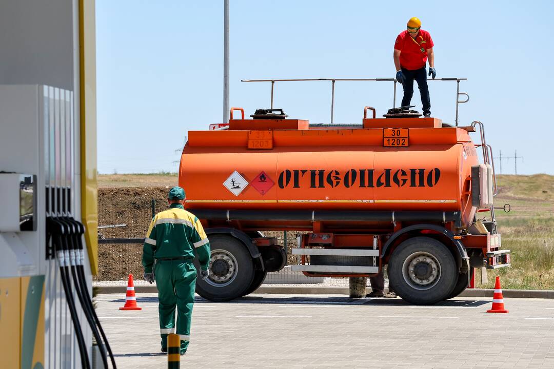 Po Ukrainos smūgių Rusijoje išaugo degalų kainos