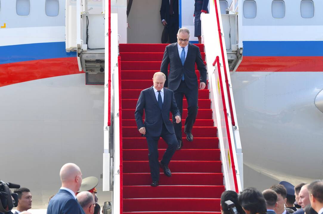 Vladimiras Putinas atvyko į Kinijos organizuojamą viršūnių susitikimą
