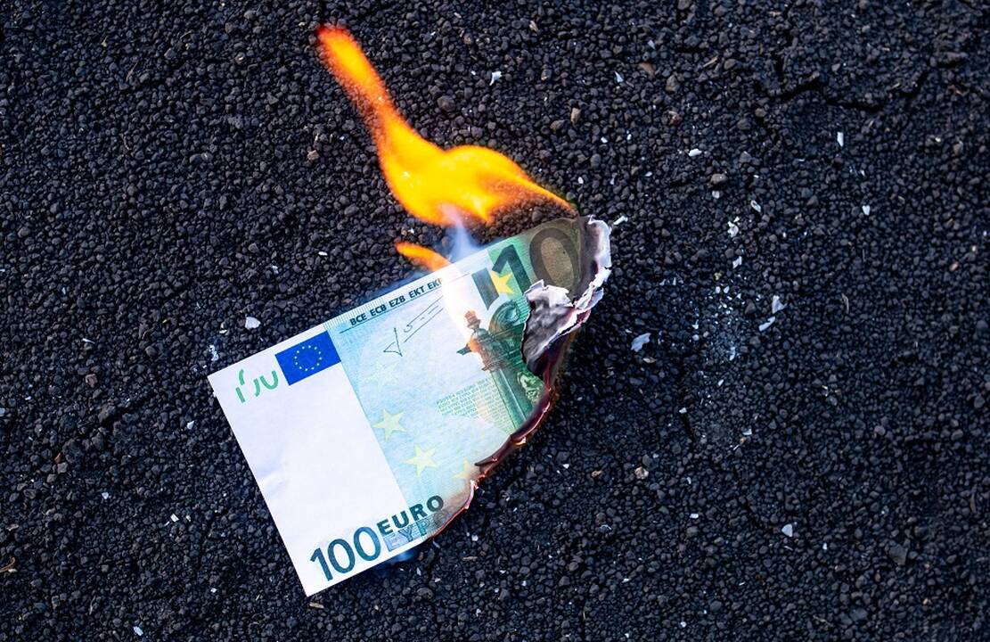 Ekonomistai: šis faktas sukels ekonomikos perkaitimą