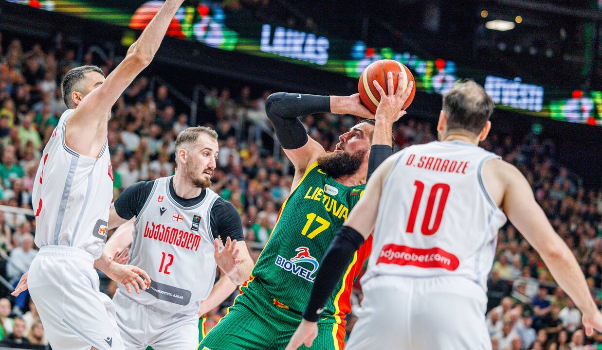 Indėlis: J. Valančiūnas su kartvelais žaidė 14 min., pelnė 11 taškų, šešis kartus atkovojo kamuolį.