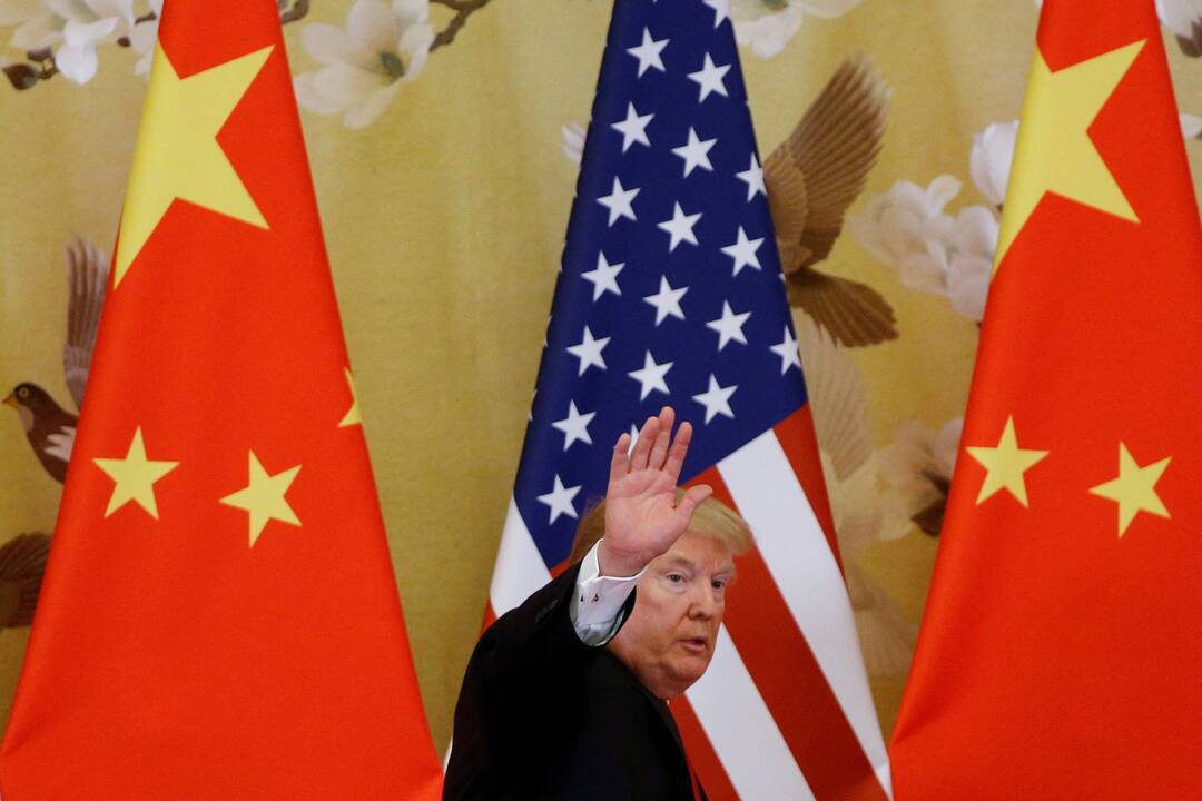 Trumpas 90 dienų atidėjo didesnių tarifų taikymą Kinijai