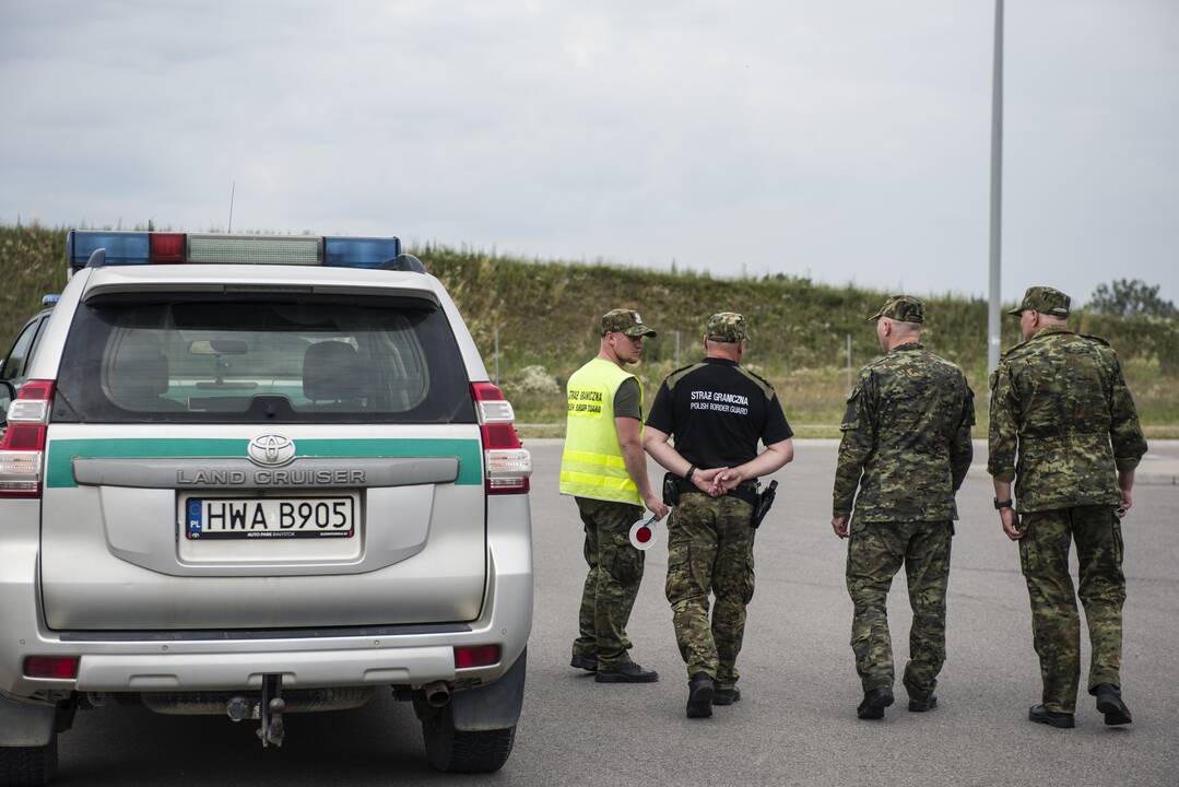 Per mėnesį Lenkijos ir Lietuvos pasienyje lenkų pareigūnai sulaikė per 100 žmonių