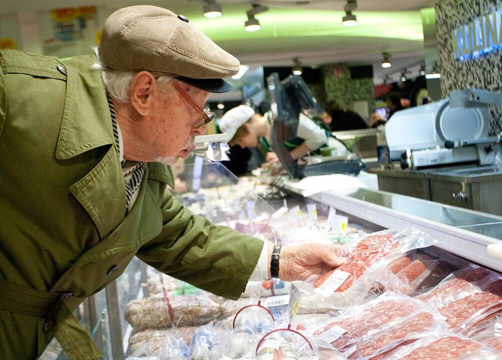 Tyrimas atskleidė, kuriame prekybos centre maisto produktų krepšelis buvo pigiausias