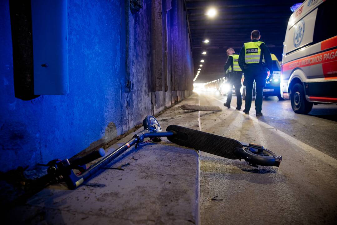Ieško, kas iš nepilnamečio atėmė paspirtuką