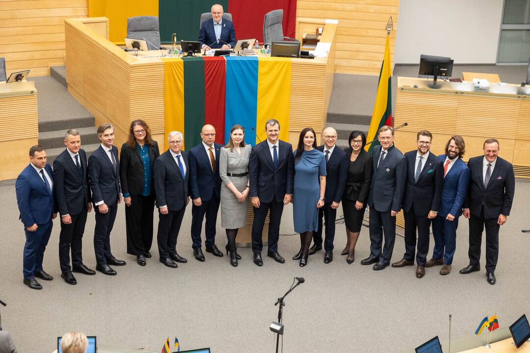 Traukiantis premjerui atsistatydino visas Ministrų kabinetas