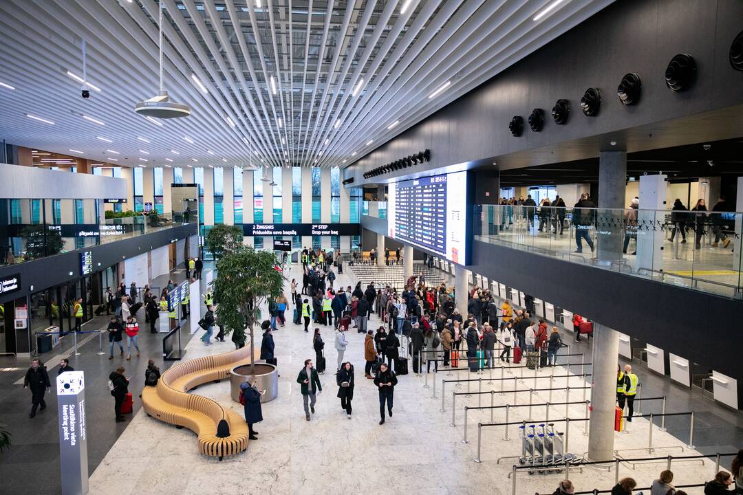 Paaiškėjo, kas sutrikdė skrydžius Vilniaus oro uoste: 