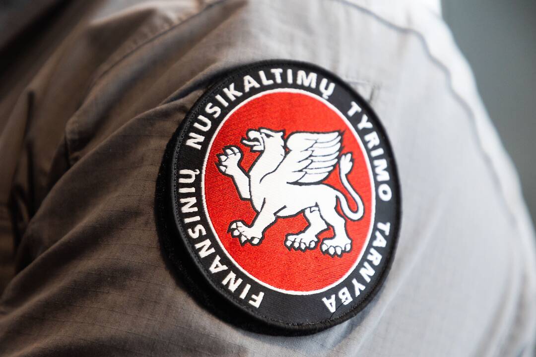 Finansinių nusikaltimų tyrimo tarnyba.