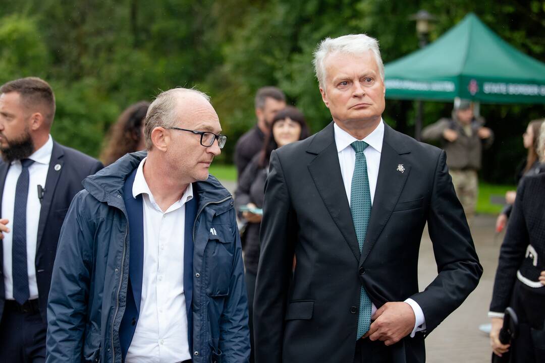 Nausėdos patarėjas: mažumos Vyriausybės darbas neatmestinas