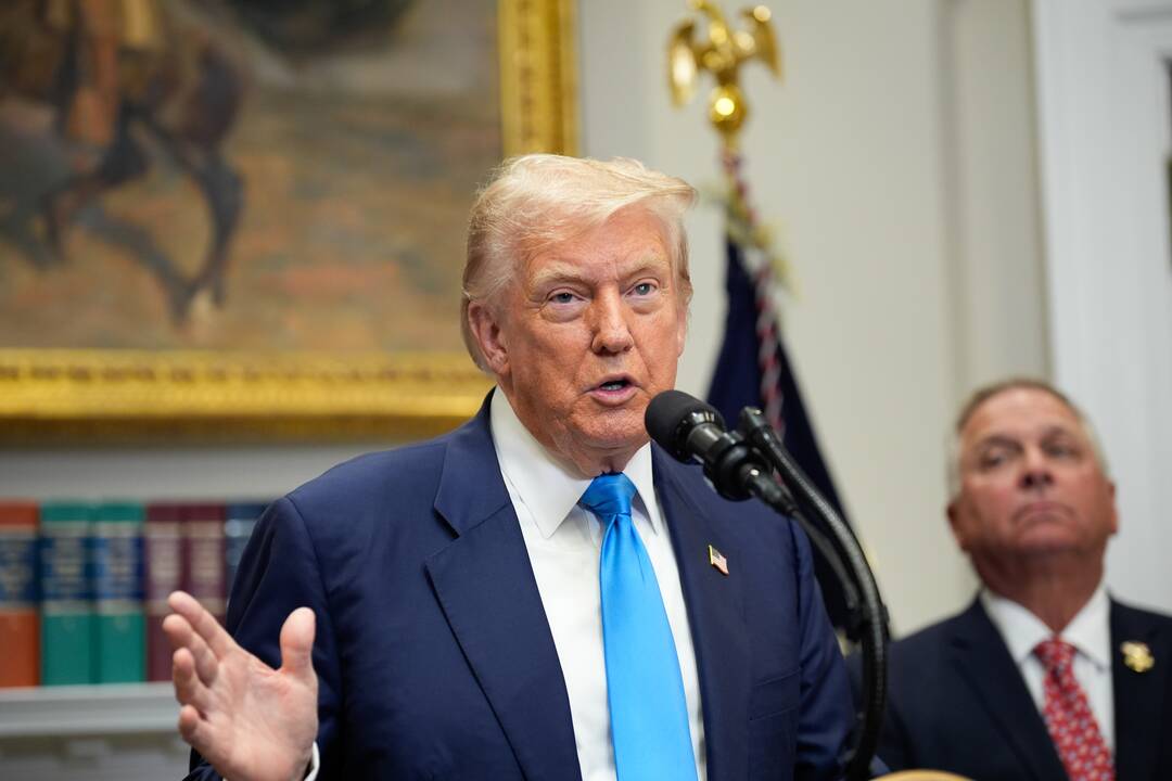 Trumpas: Rusijos veiksmai Ukrainoje yra pasibjaurėtini